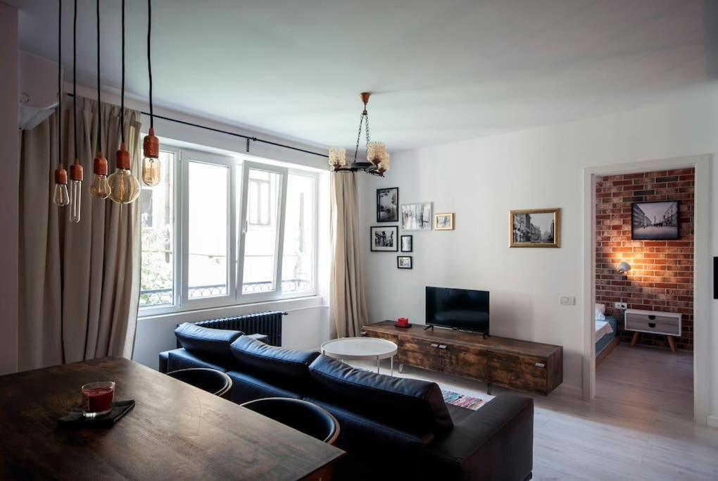 Retro Midtown Apartment Bucarest Extérieur photo