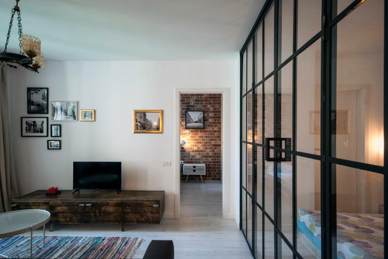 Retro Midtown Apartment Bucarest Extérieur photo